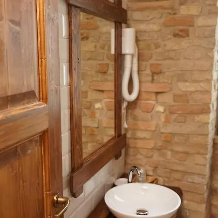 Hotell Il Castello Affittacamere *